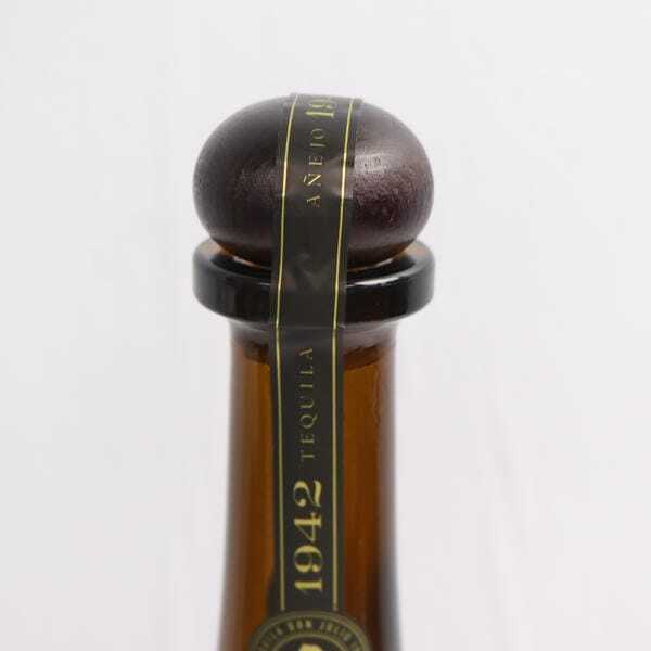 Don Julio（ドンフリオ）1942 テキーラ アネホ 38％ 750ml ※裏