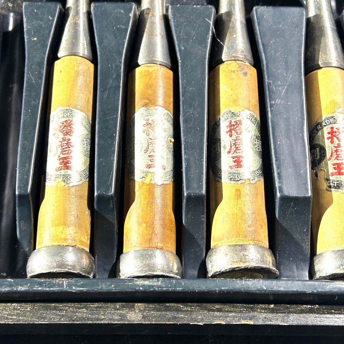 播磨王 ノミ 大工道具 龍 刻印 古道具 職人 鑿 のみ (B5506(のみ 播磨王 ノミ 大工道具 龍 刻印 古道具 職人 鑿 のみ (B5506(のみ