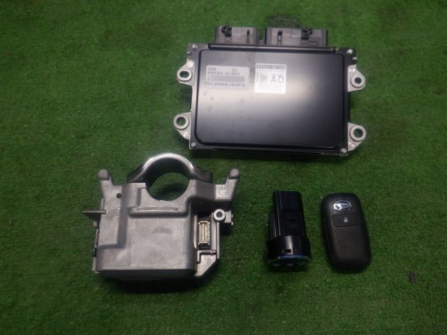★ロッキー ハイブリッド 5AA-A202S プレミアムG HEV★エンジンコンピューターセット 89561-B1120