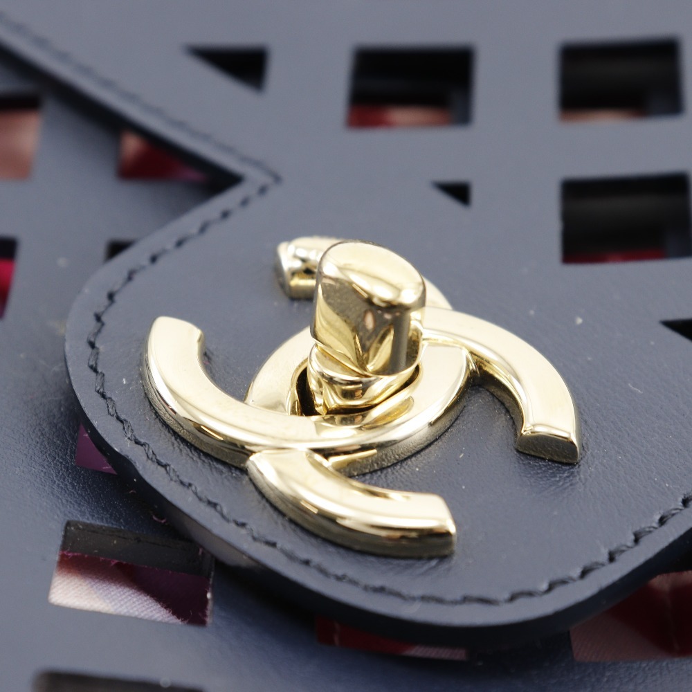 CHANEL シャネル チェーンショルダー パンチング AS2376 ショルダーバッグ カーフ 紺 レディース【I111525044】中古