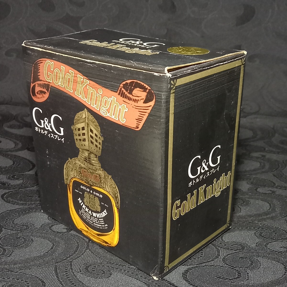 ニッカウイスキーG&G ボトルディスプレイ ゴールド甲冑 箱入り ニッカウイスキーG&G ボトルディスプレイ ゴールド甲冑 箱入り