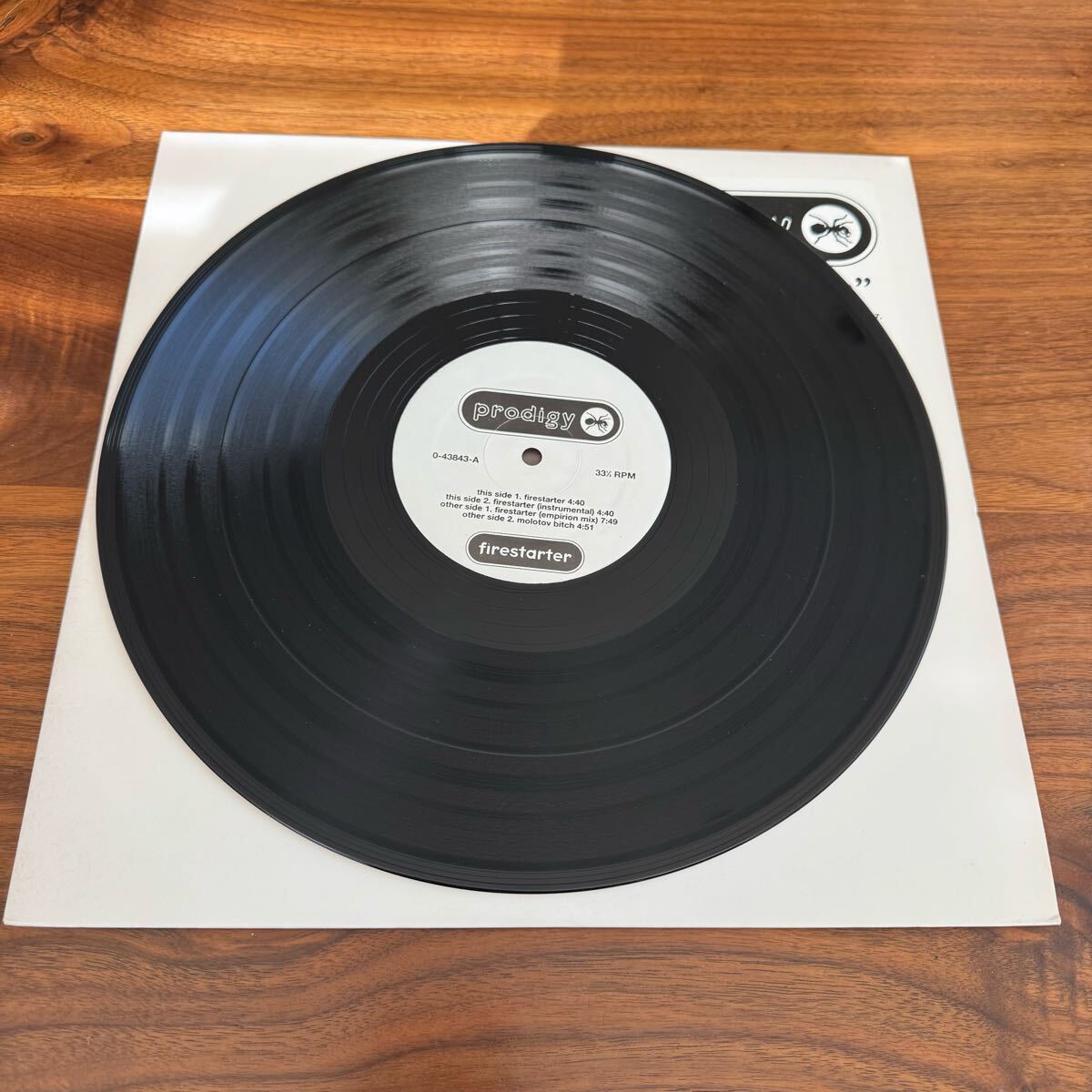 Yahoo!オークション - ザ プロディジー The Prodigy Firestarter