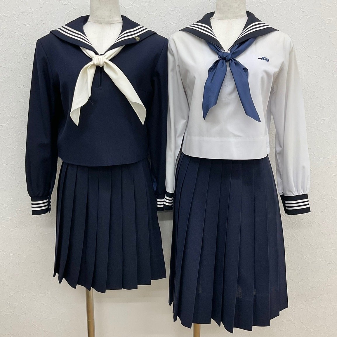 U1541/S1559(中古)広島県 広島皆実高校 女子制服6点 /校章付/冬 U1541/S1559(中古)広島県 広島皆実高校 女子制服6点 /校章付/冬