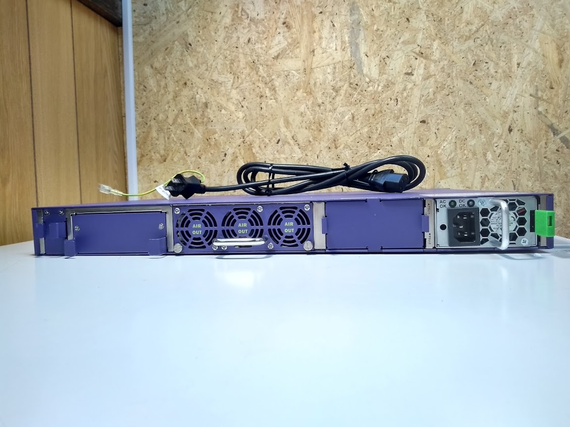 *Extreme Networks переключатель (Summit X460-G2-24t-GE4-Base)