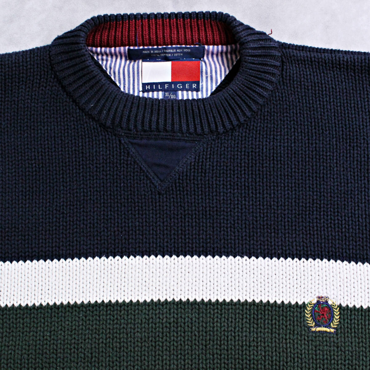 【TOMMY HILFIGER】90sならではの肉厚コットンニット クレスト刺しゅう ビンテージ トミーヒルフィガー_画像2
