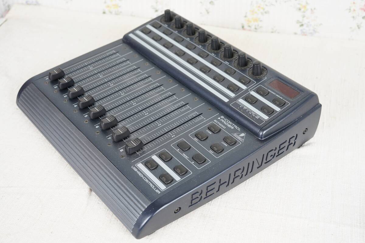 ケ*カ様 【中古】Behringer B-Control Fader BCF20 Yahoo!オークション - Behringer B-control Fader BCF2000