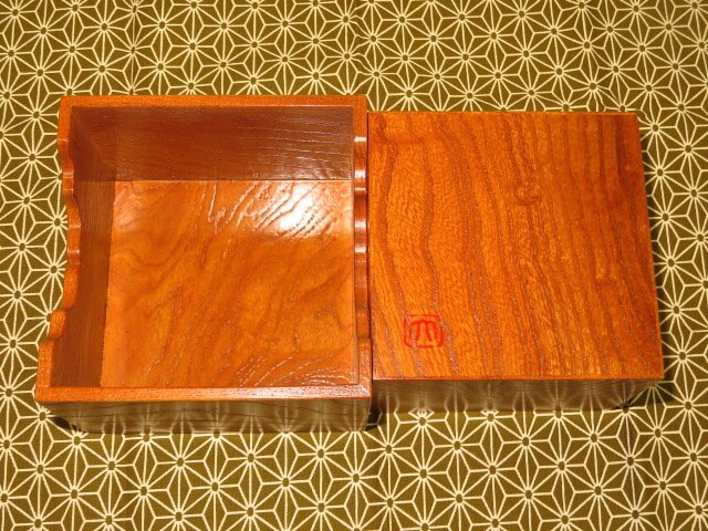 ▲大橋利一作欅杢四隅落将棋駒箱▲紙箱付新品