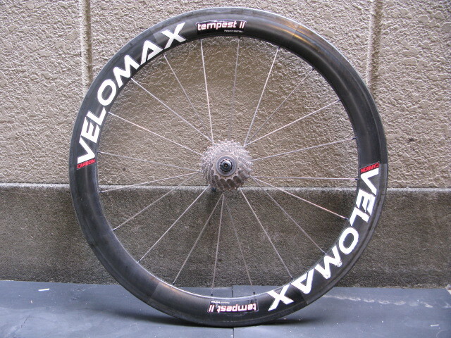ロード・バイク/700cチューブラーカーボンホイール【VELOMAX ttempestⅡ】130mm/10mm20H中古品