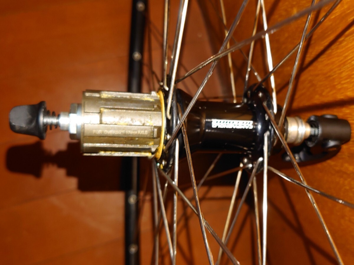 Mavic マビック R-SYS SLR リアのみ リム削れあり シマノ11s Mavic マビック R-SYS SLR リアのみ リム削れあり シマノ11s