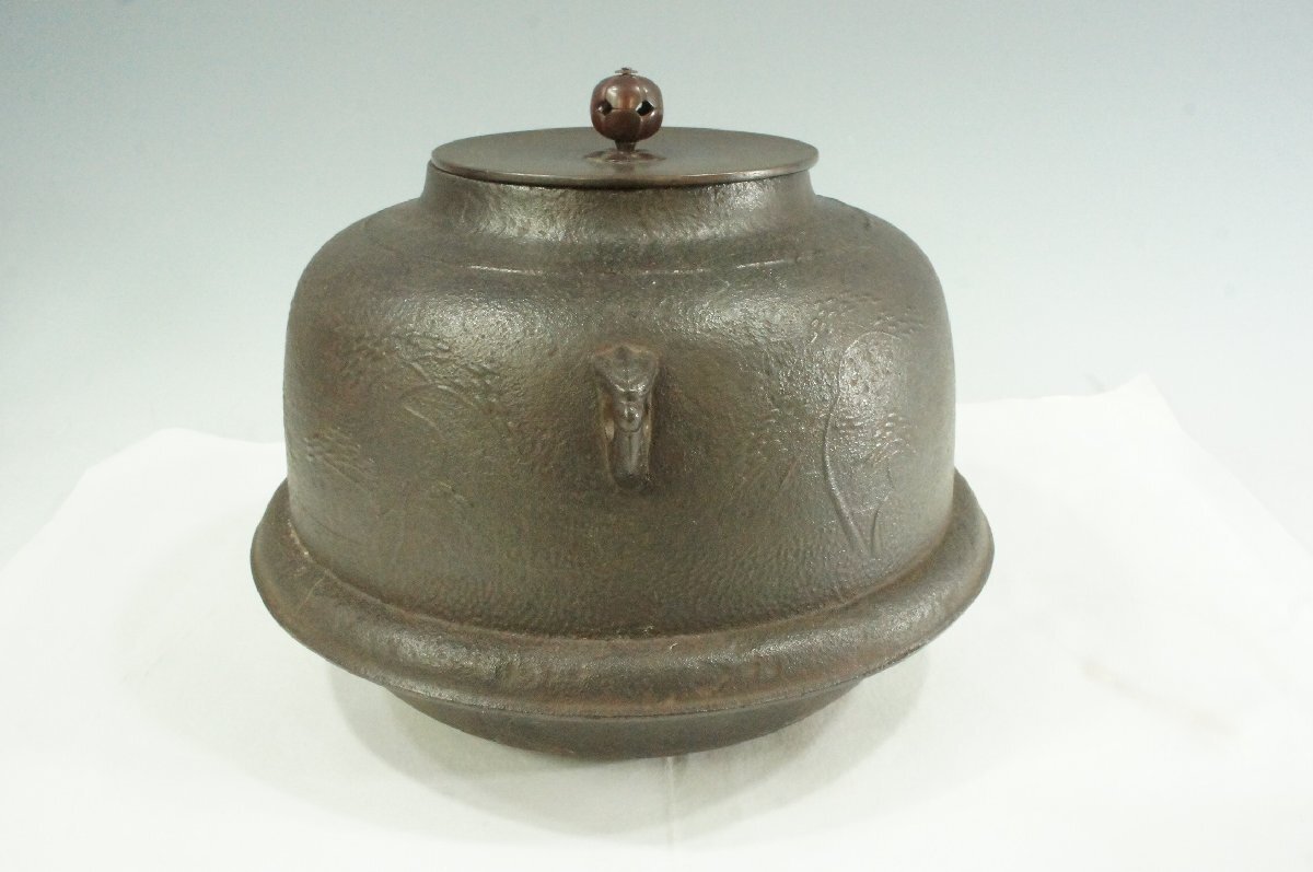 最終出品 T 人間国宝 釜師 高橋敬典 真形羽釜 浜松地紋 山形鋳物 最終出品 T 人間国宝 釜師 高橋敬典 真形羽釜 浜松地紋 山形鋳物
