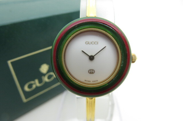 1円~GUCCI グッチ チェンジベゼル 11/12.2 バングルウォッチ レディース腕時計 ゴールド べゼル12個 箱有 2-3-14(女性用)|売買されたオークション情報、Yahoo!オークション(旧ヤフオク!) の商品情報をアーカイブ公開 - オークファン(aucfan.com) 1円~GUCCI グッチ チェンジベゼル 11/12.2 バングルウォッチ レディース腕時計 ゴールド べゼル12個 箱有 2-3-14(女性用)|売買されたオークション情報、Yahoo!オークション(旧ヤフオク!) の商品情報をアーカイブ公開 - オークファン(aucfan.com)