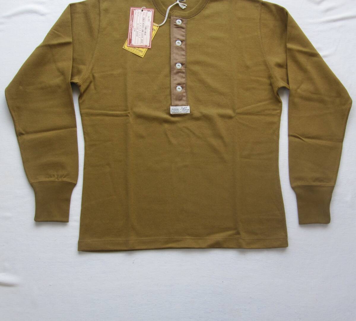 ☆新品 フリーホイーラーズ ヘンリーネック 長(zhǎng)袖シャツ (38) OLIVE / FREEWHEELERS / フリーホイラーズ