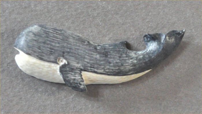 ナンタケットバスケット用のクジラオーナメント