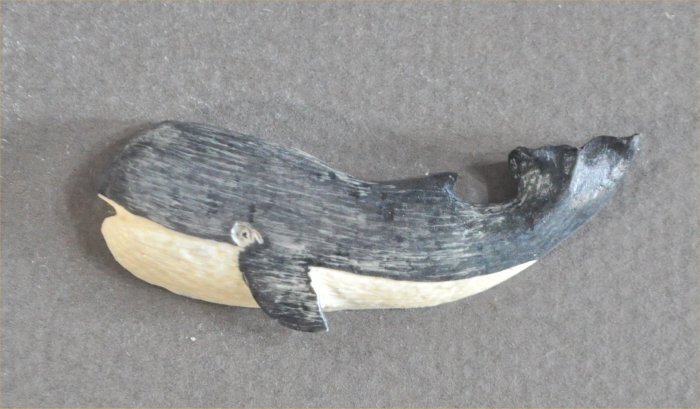 ナンタケットバスケット用のクジラオーナメント