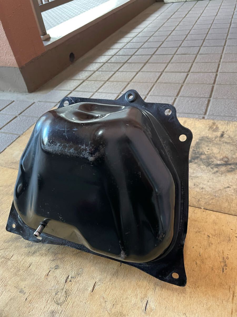SA16J JOG ZR エボ リモコンジョグ ガソリンタンク タンク 燃料タンク_画像10