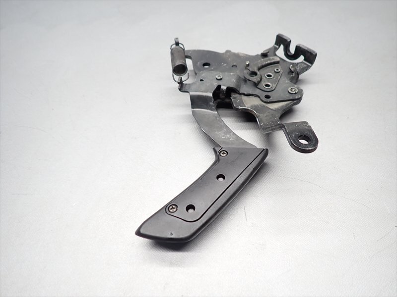 G1R7-0128 スズキ ジェンマ250 パーキングロックホルダー 純正品 【CJ47A-103～ 動(dòng)畫有】