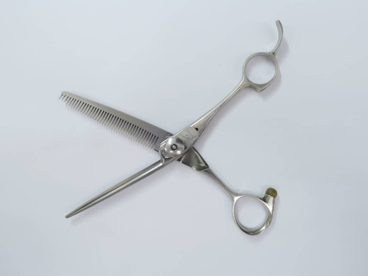 Bランク【ナルトシザー naruto scissors】 二梳きヘネシー Bランク【ナルトシザー naruto scissors】 二梳きヘネシー