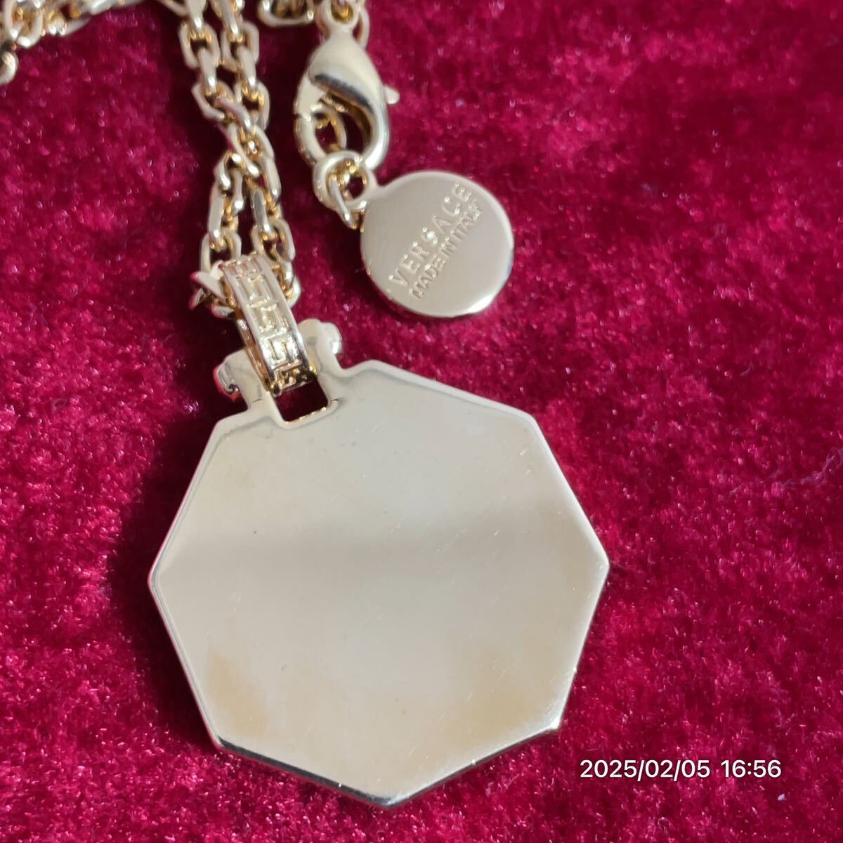 VERSACE ヴェルサーチ メデューサロゴ ゴールド×シルバーカラー ロングチェーン ペンダント ネックレス アクセサリー_画像5