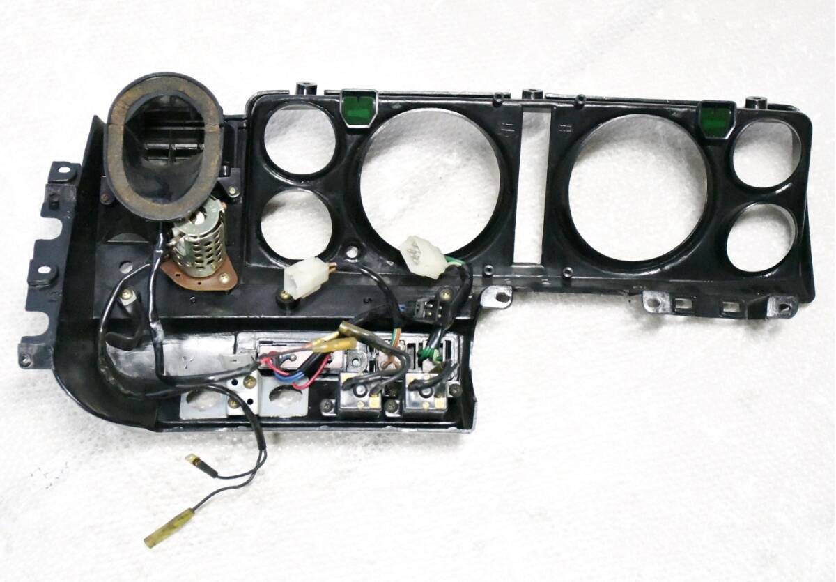 希少! 旧車 330 331 セドリック グロリア 純正 インパネ メーターパネル_画像4