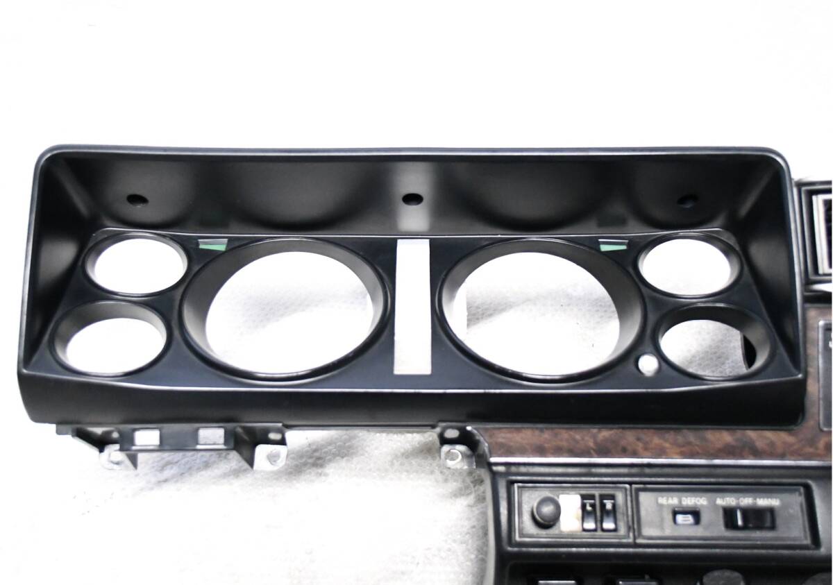 希少! 旧車 330 331 セドリック グロリア 純正 インパネ メーターパネル_画像2