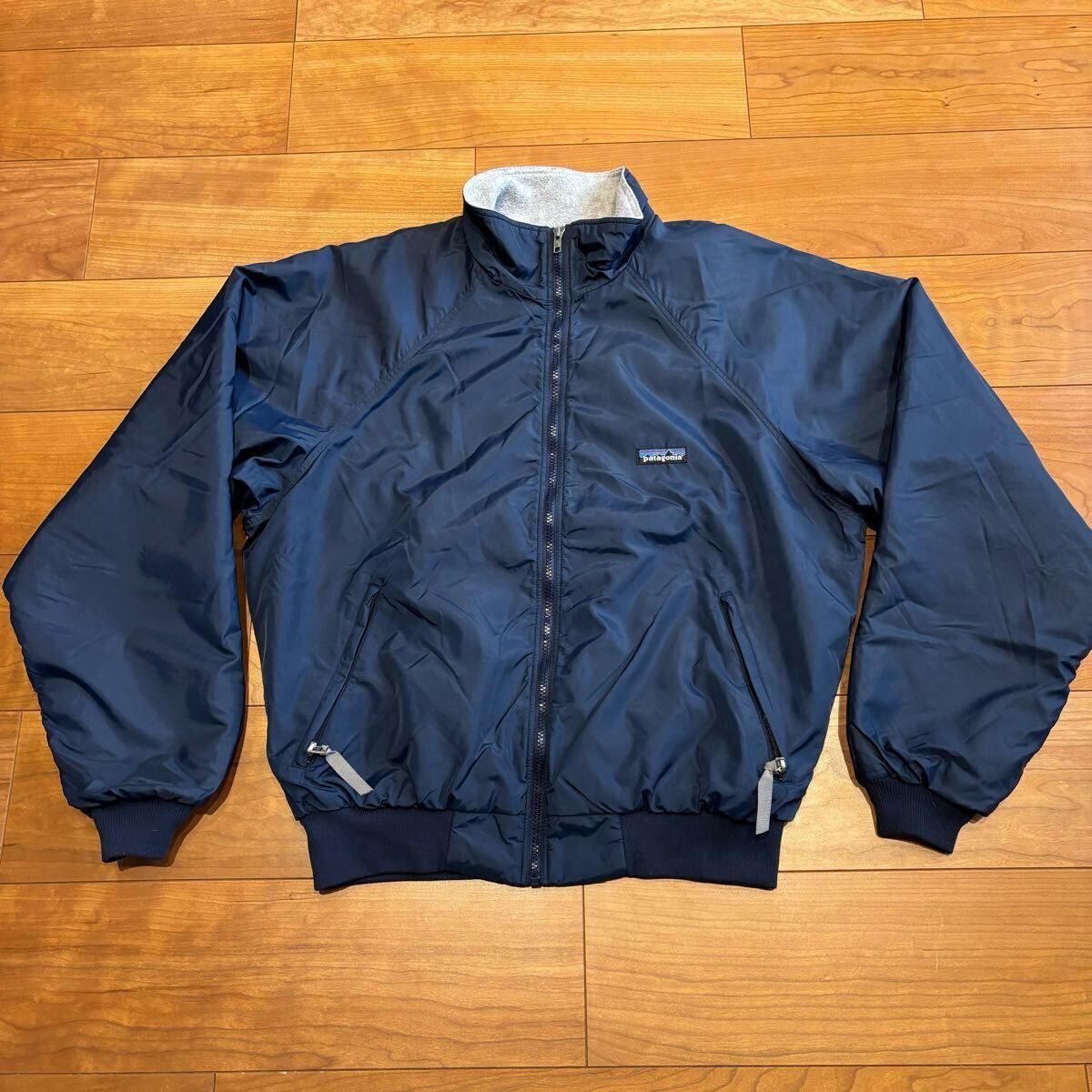 Yahoo!オークション - 美品 紺 1999年製 Patagonia シェルド Yahoo!オークション - 美品 紺 1999年製 Patagonia シェルド
