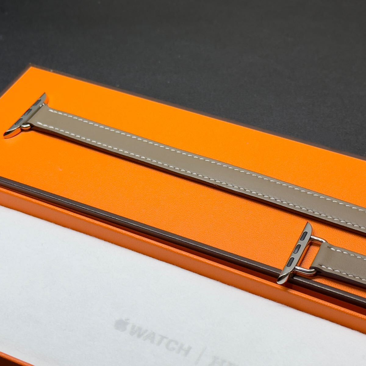 HERMES Apple Watch7 エトゥープ 新品未使用 希少 ほぼ未使用 即決 エトゥープ アトラージュ Apple watch
