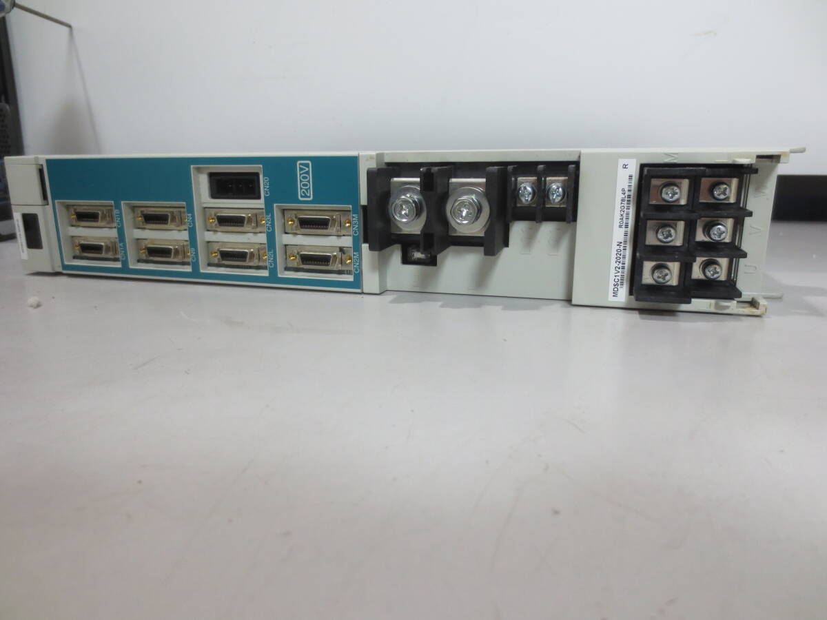 ☆ MITSUBISHI 三菱 サーボドライブユニット MDSC1V2-2020-N ☆ MITSUBISHI 三菱 サーボドライブユニット MDSC1V2-2020-N