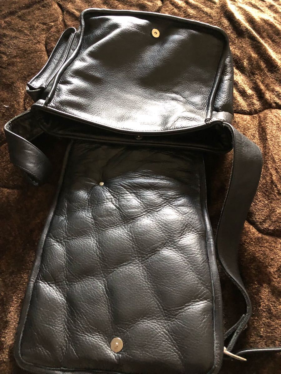  Stanley Guess 54 десять тысяч stanley guess кожаная сумка bag men senja- gun sllinger Chrome Hearts chrome hearts задний 
