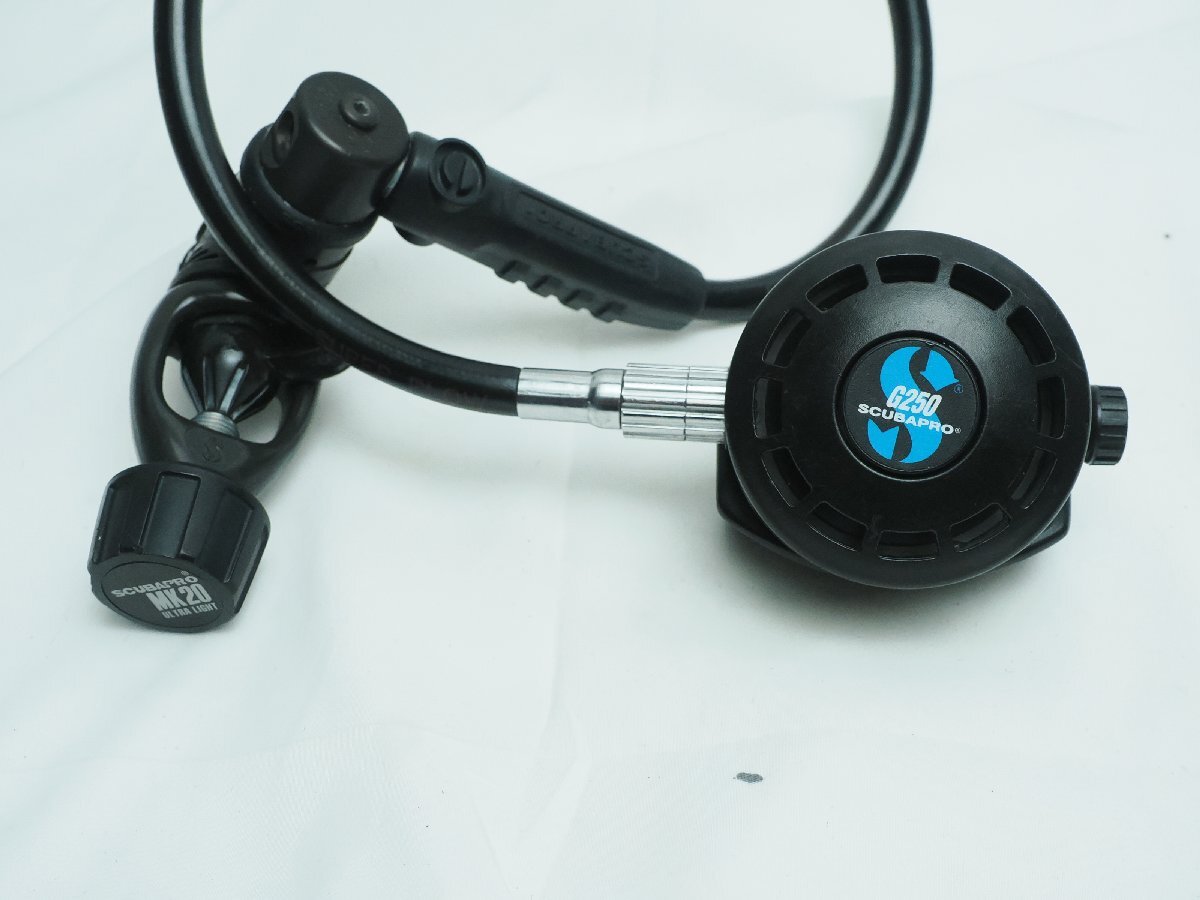 SCUBAPRO スキューバプロ ULTRA LIGHT MK25T G250 レギュレター 超軽量 アルミ合金 ランク:AA レギュレーター [3F28-63267]