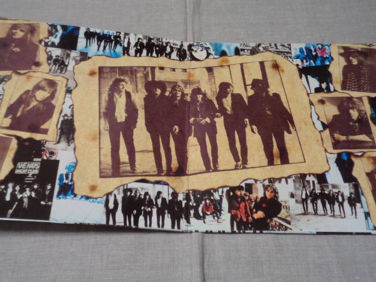 QUIREBOYS - THERE SHE GOES AGAIN / MISLED