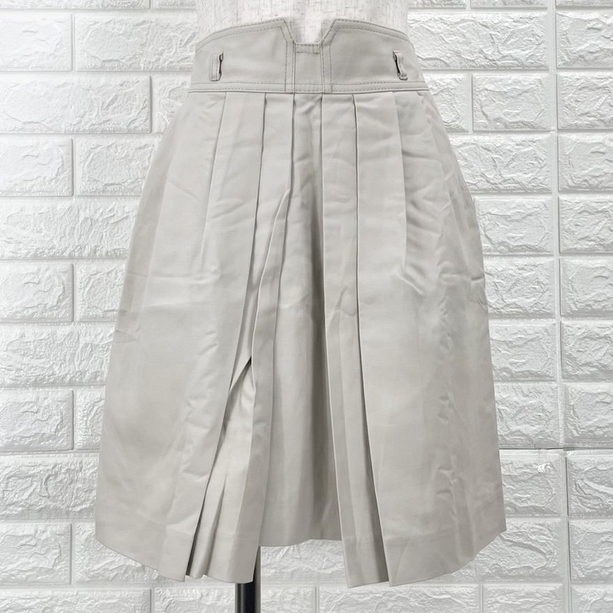【A3279】BODY DRESSING Deluxe ボディドレッシングデラックス タックスカート ひざ上丈 ベージュ 上品 カジュアル 春夏 Sサイズ相當