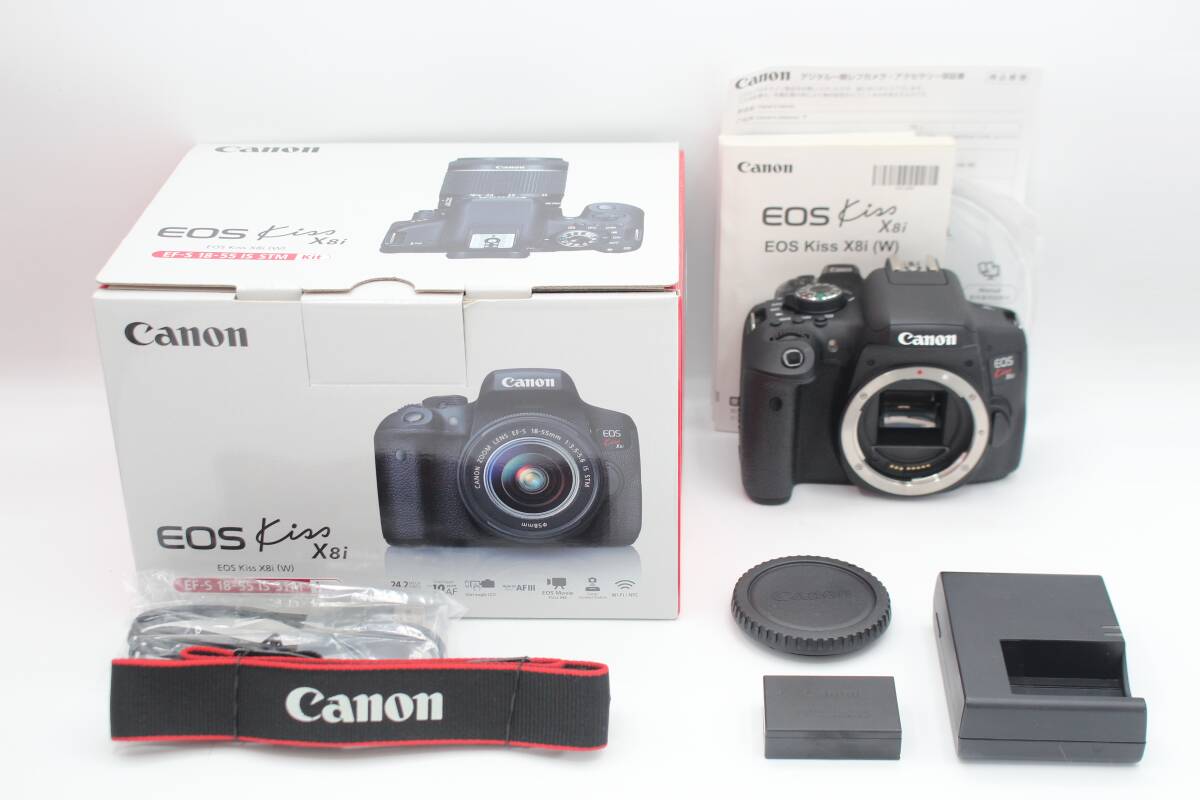 極上品◆Canon キヤノン EOS Kiss X8i ボディ◆元箱付♪2076-0226