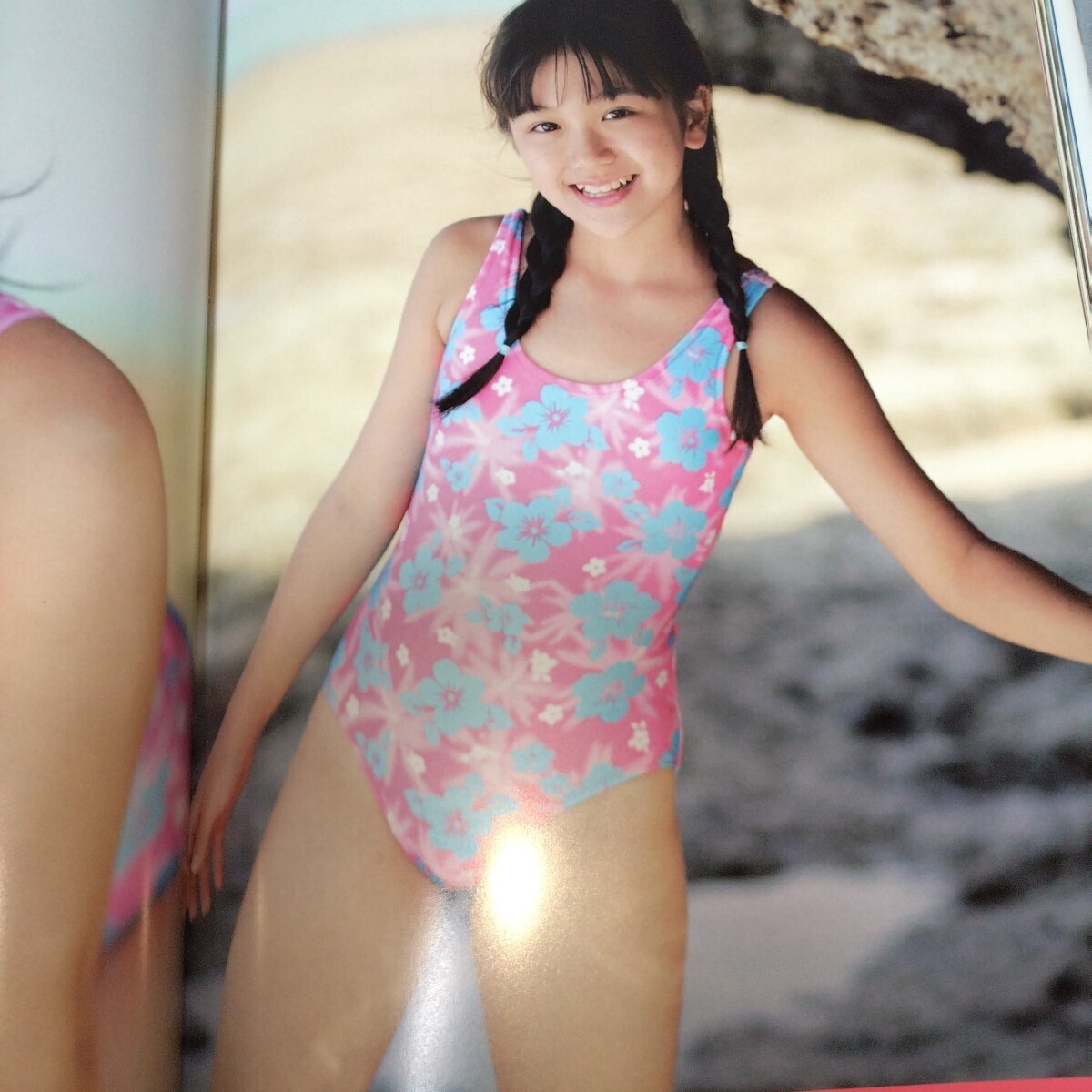 13歳!スク水・チア・体操服・水着】林清羅 写真集「うきゃきゃ 13歳!スク水・チア・体操服・水着】林清羅 写真集「うきゃきゃ