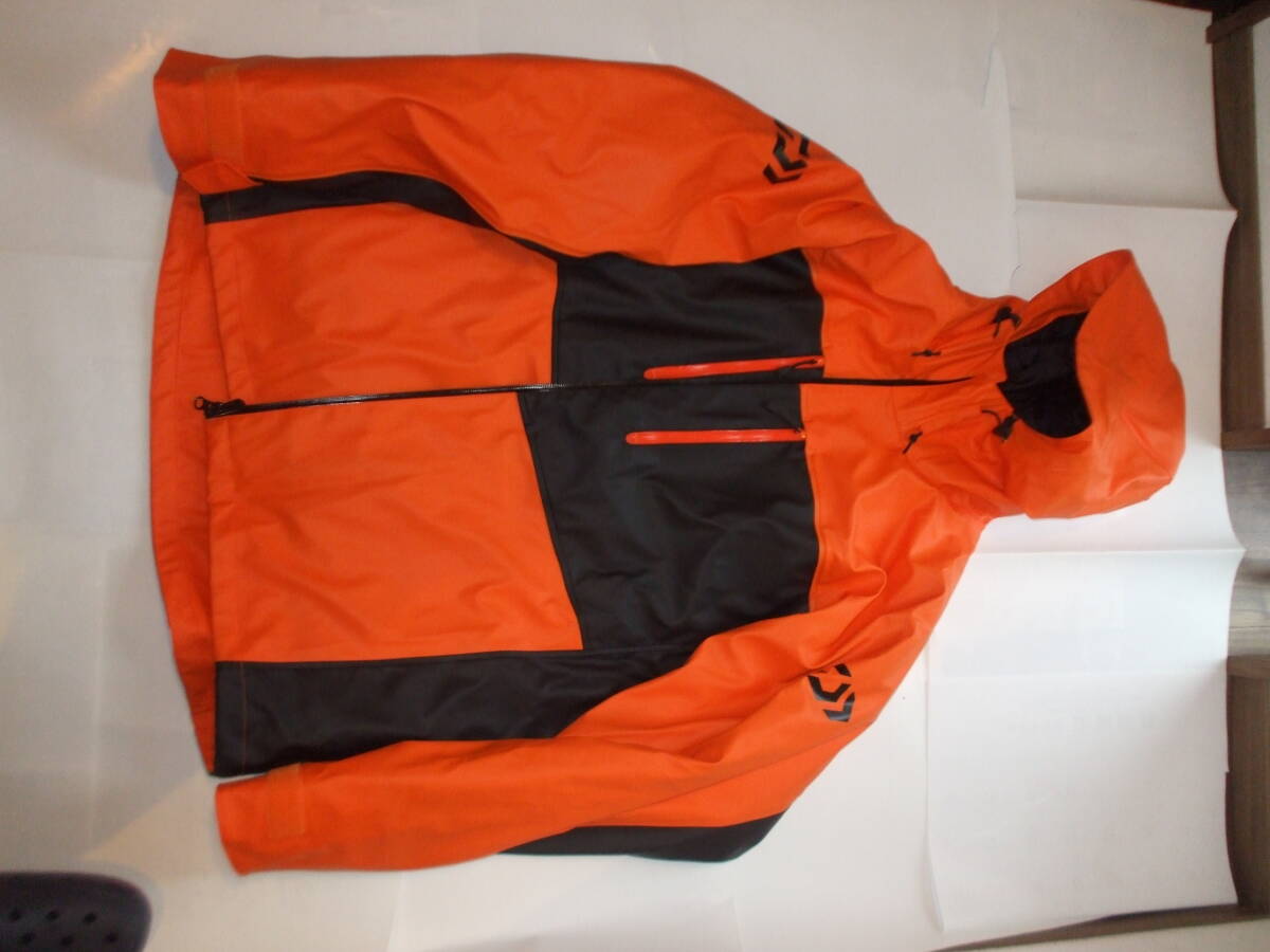 ダイワ サロペットウィンタースーツ 2XL 新品同様