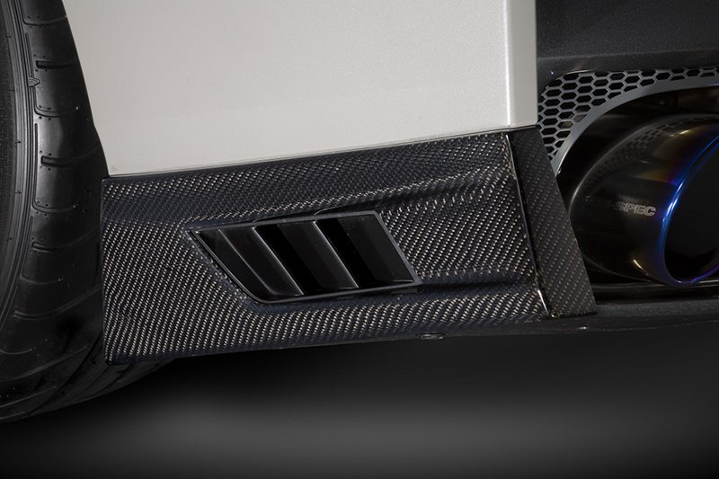 BLITZ AERO SPEED R-Concept カーボン リアマッドガードカバー R35 GT-R / 60349 ブリッツ_画像1