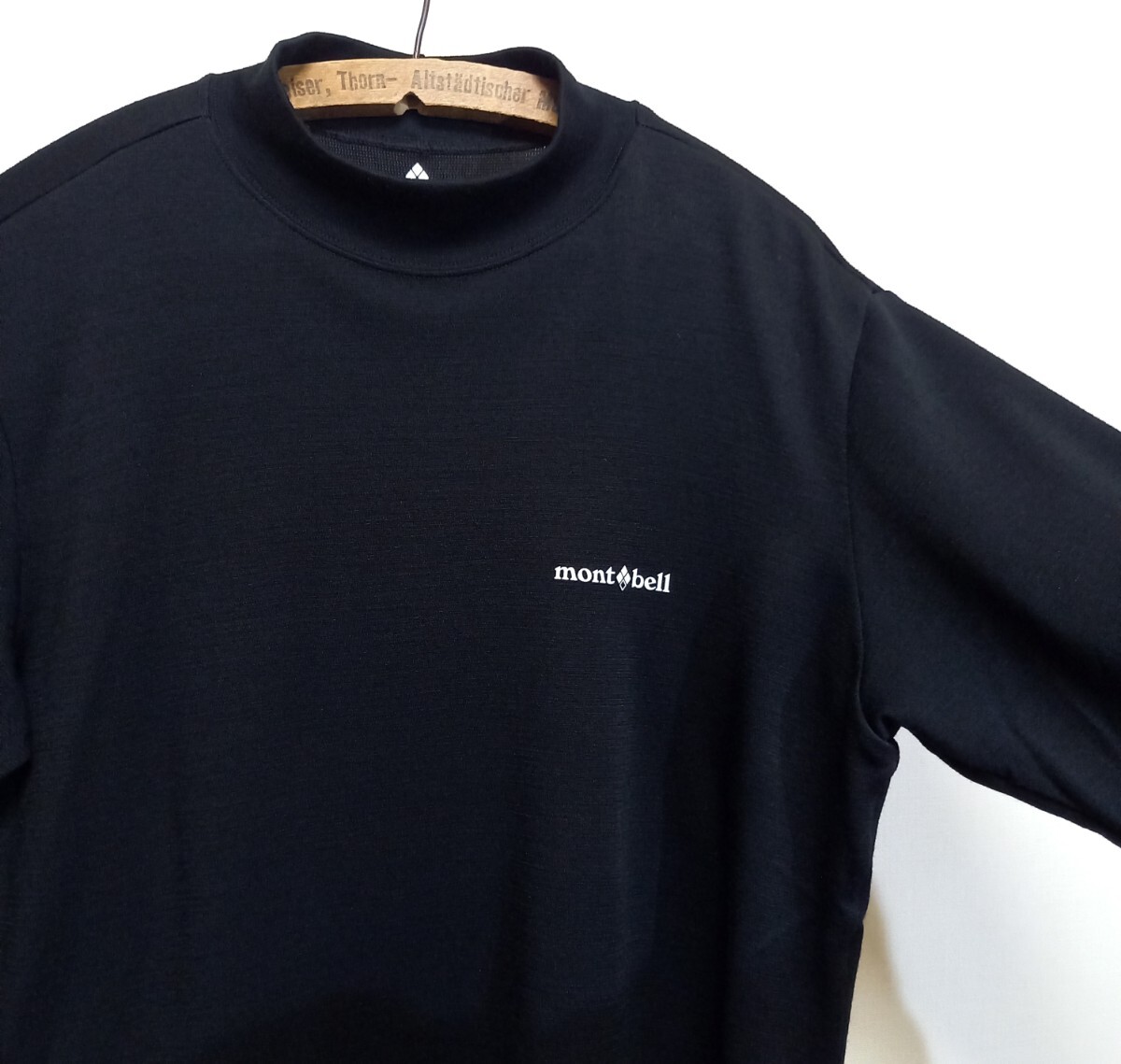 極美品 モンベル メリノウールプラスハイネックシャツ ブラック メンズ M ベースレイヤー メリノウール ニット セーター 登山 トレッキング