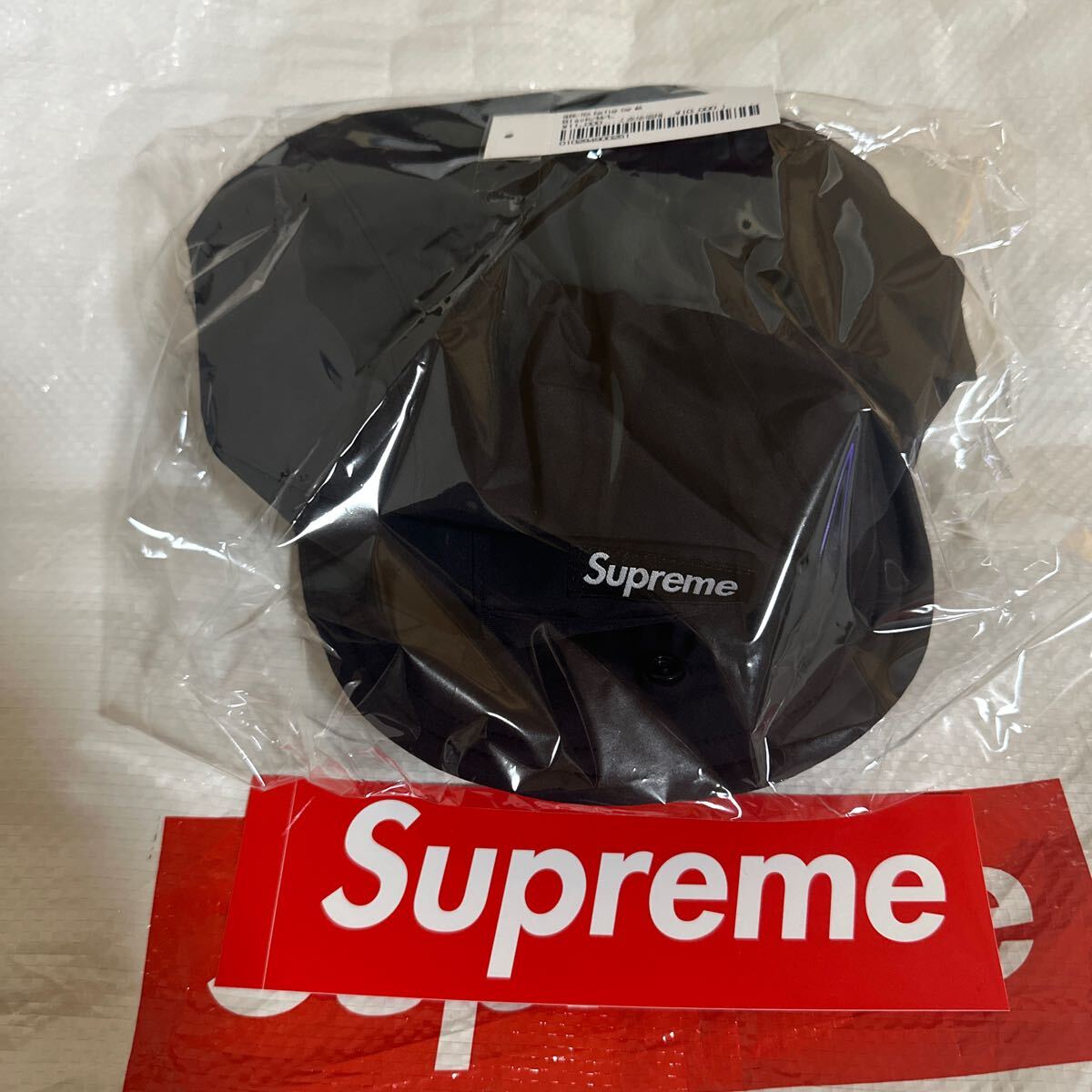 新品】M/L 24FW Supreme GORE-TEX Earflap Cap Black 新品】M/L 24FW Supreme GORE-TEX Earflap Cap Black