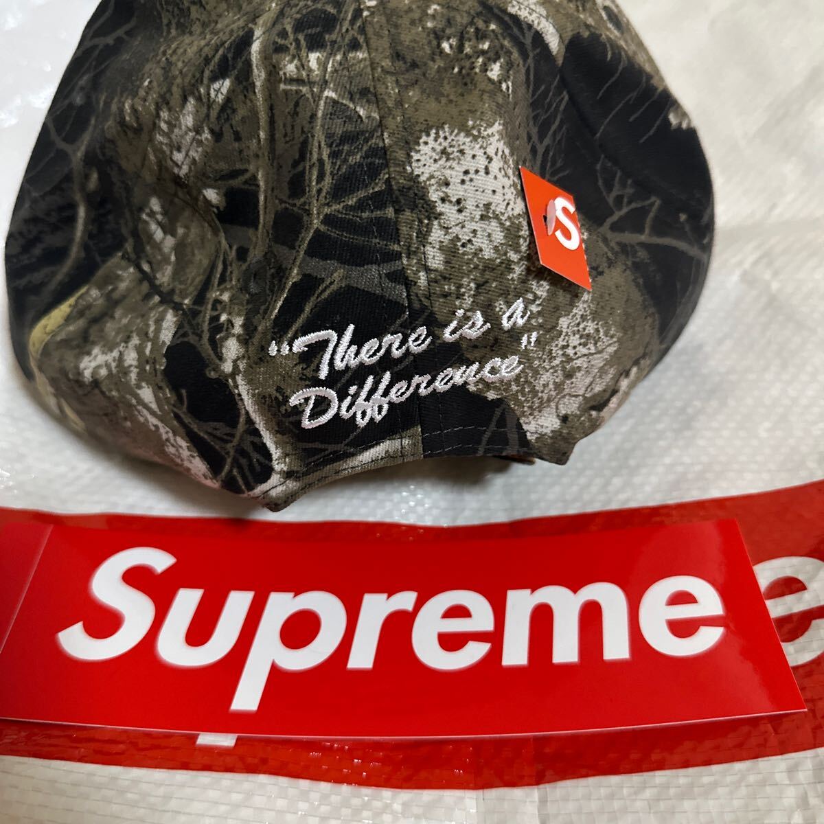 新品】24FW Supreme Difference 6-Panel Black Camo 新品】24FW Supreme Difference 6-Panel Black Camo
