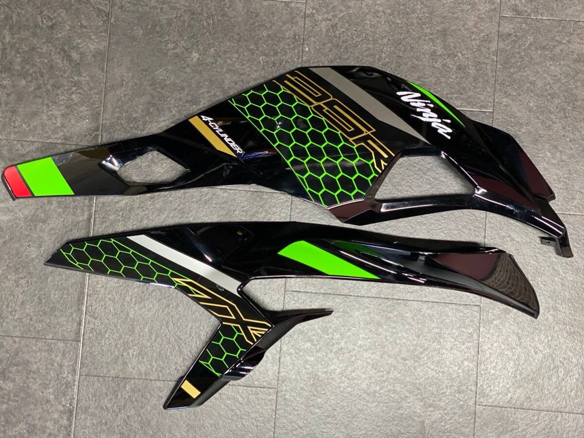 カワサキ Ninja 250 ZX-25R ZX25R 純正 スクリーン ウインド カワサキ Ninja 250 ZX-25R ZX25R 純正 スクリーン ウインド