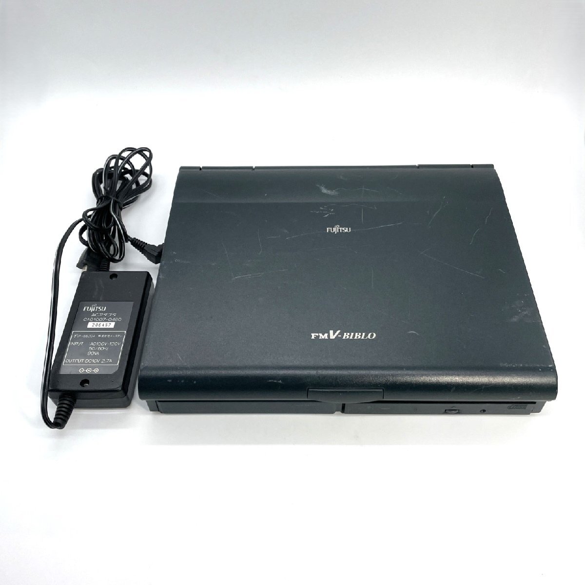 【ジャンク】FUJITSU FMV-BIBLO 通電なし 富士通 ノートPC NU133 HDDなし 通電なし【道楽札幌】