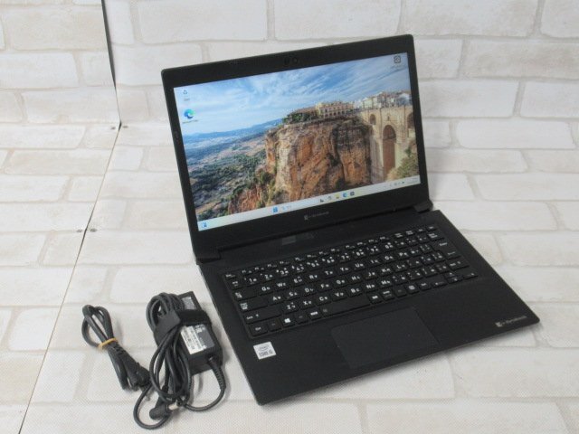 Ω 新DCN5 2128m 保証有 東芝【 dynabook S73/FS 】【 Win11 Pro / i5-10210U / 8.00GB / SSD:256GB 】※難あり