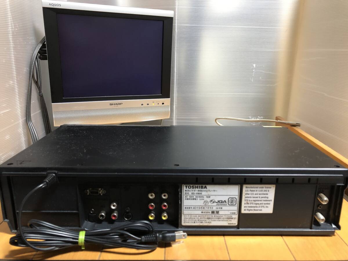 東芝DVD・VHSビデオデッキSD-V800 東芝DVD・VHSビデオデッキSD-V800