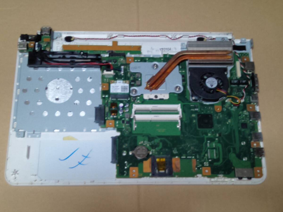 FUJITSU LIFEBOOK AH56/G FMVA56GWKS 下半身　マザーボード　中古動作品_画像2