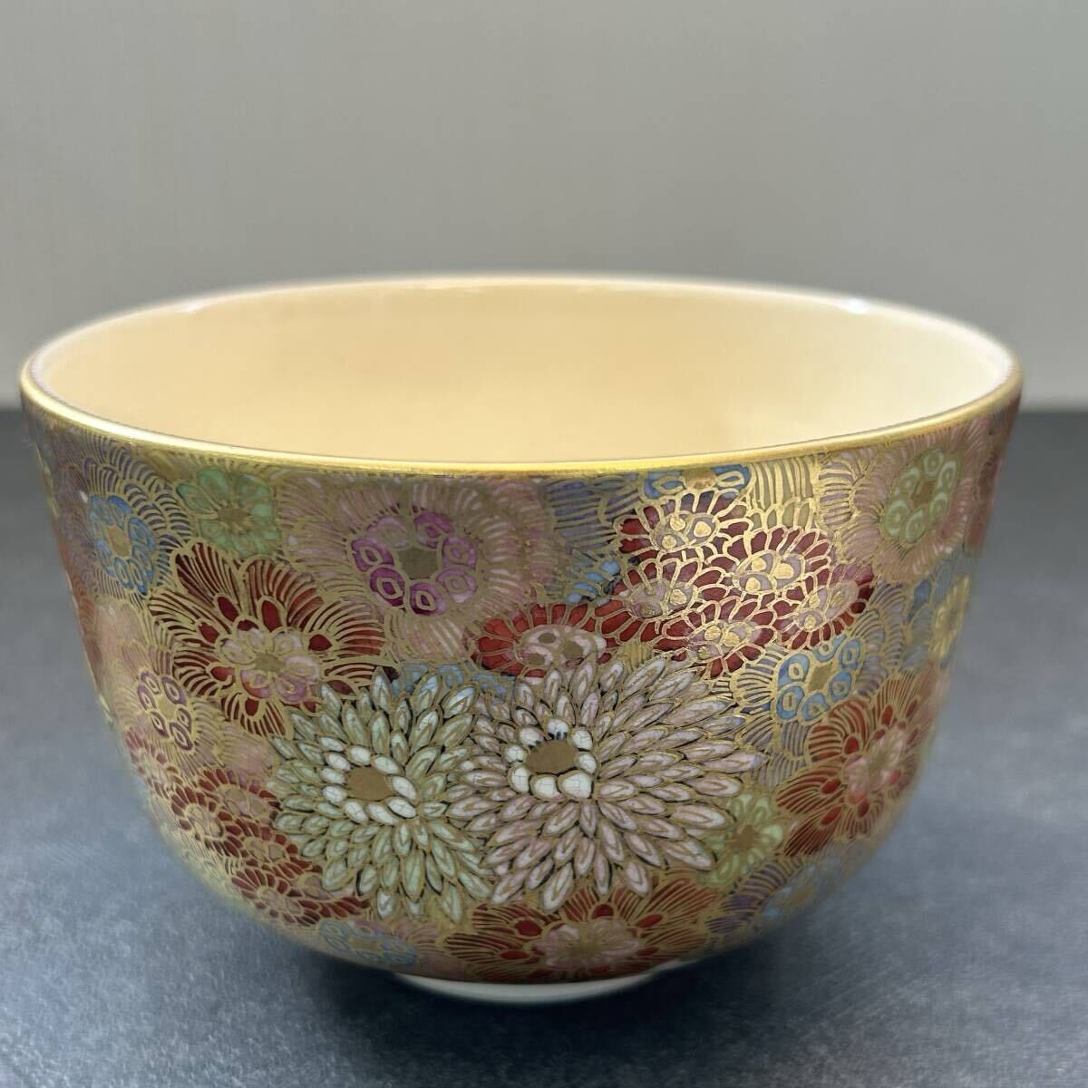 1000円スタート】京焼 清水焼 暁窯 岡田暁山 金彩百花之図 茶碗 1000円スタート】京焼 清水焼 暁窯 岡田暁山 金彩百花之図 茶碗