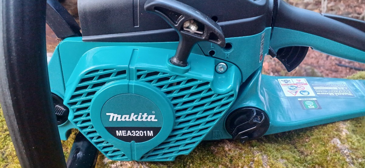 マキタ MEA3201M チェーンソー チェンソー makita エンジン マキタ MEA3201M チェーンソー チェンソー makita エンジン