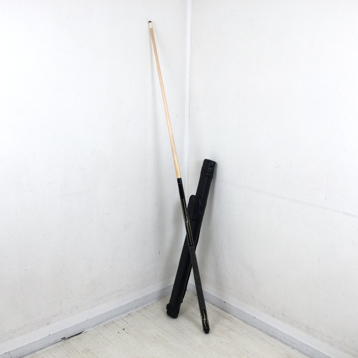 ☆LEGEND Adam cues【N/B-9 lbeyia 70'】アダム18山リザード本革 ☆LEGEND Adam cues【N/B-9 lbeyia 70'】アダム18山リザード本革