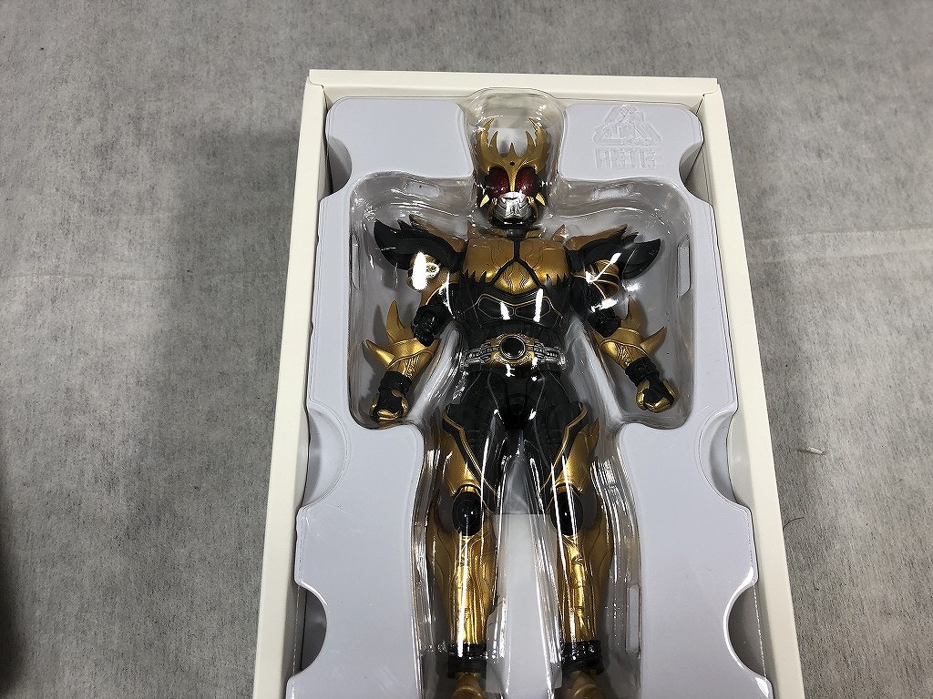 バンダイ BANDAI S.H.Figuarts 真骨彫 仮面ライダークウガ バンダイ BANDAI S.H.Figuarts 真骨彫 仮面ライダークウガ