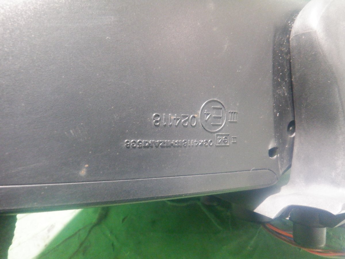 【C】三菱　ekスペースカスタム　B11A　純正　右ドアミラー　電動(dòng)格納　ヒーター/ターン付　9P　クロ/X42