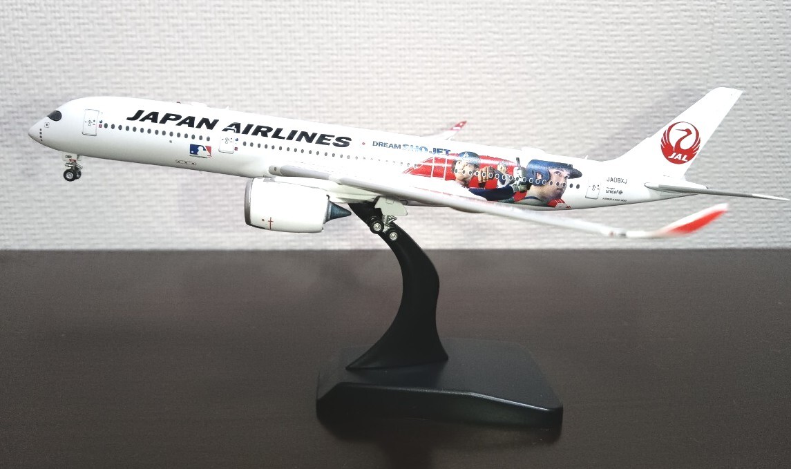 日本未発売 1/400 JAL日本航空 A350-900 JA08XJ DREAM SHO-JET 日本未発売 1/400 JAL日本航空 A350-900 JA08XJ DREAM SHO-JET