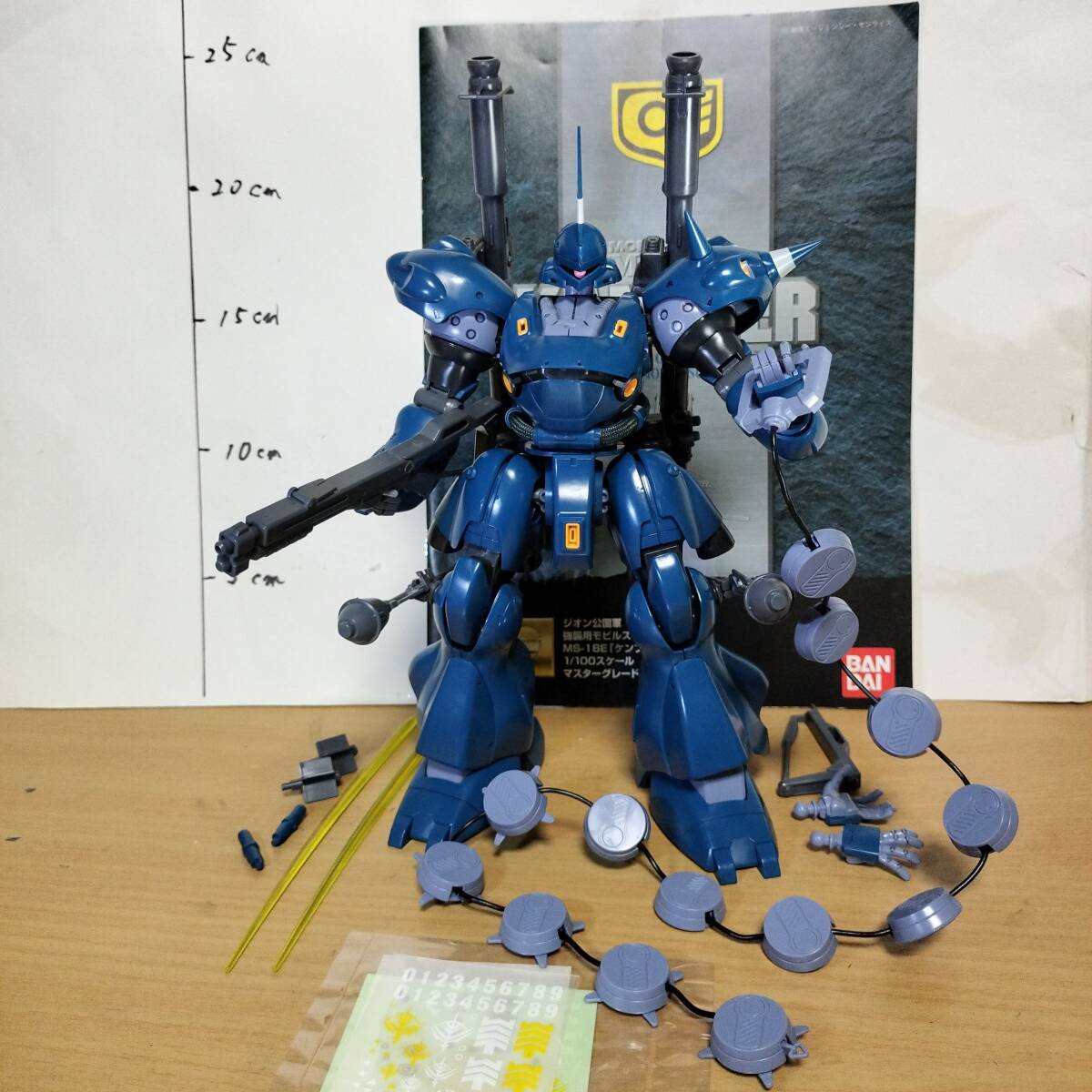最新入荷 MG 1/100 MS-18E ケンプファー 完成品 サイクロプス隊 ガンダム 完成品